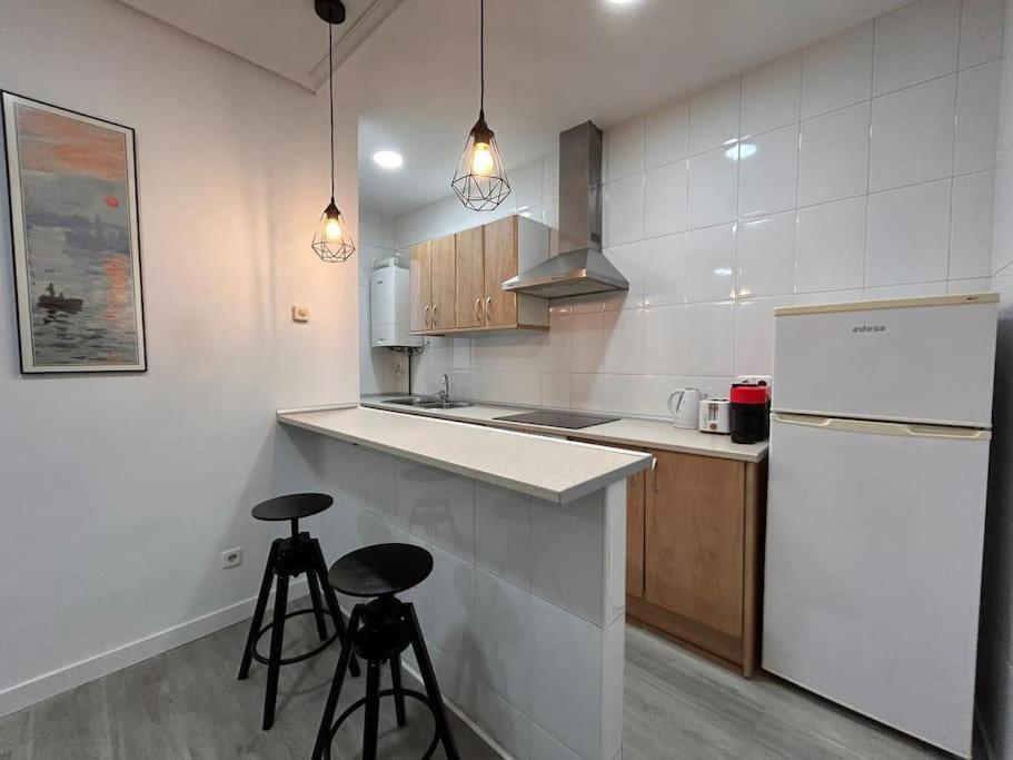 Stunning Apartment In Gran Via For 4 People. S3 Madrid Buitenkant foto